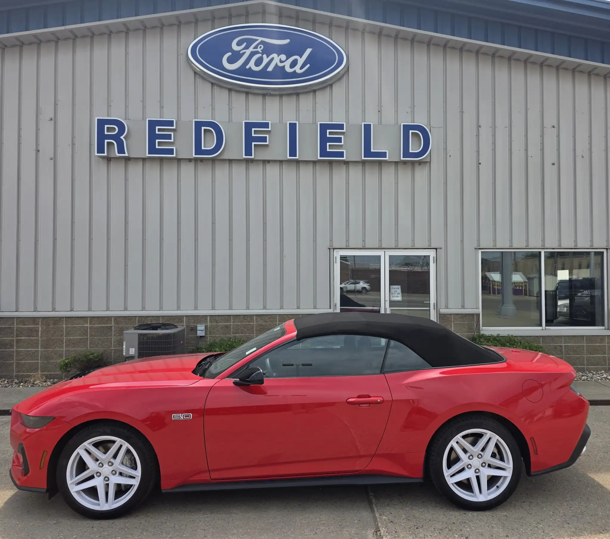 2026 Ford Mustang GT Premium Convertible's photo