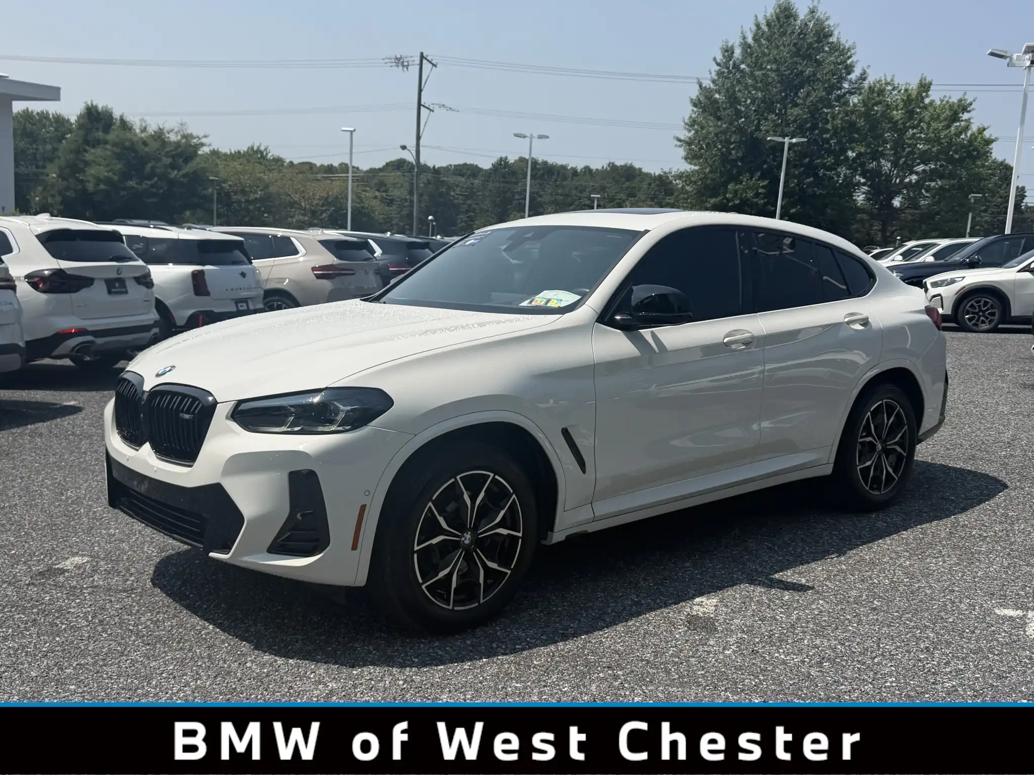 2024 BMW X4 M40i's photo