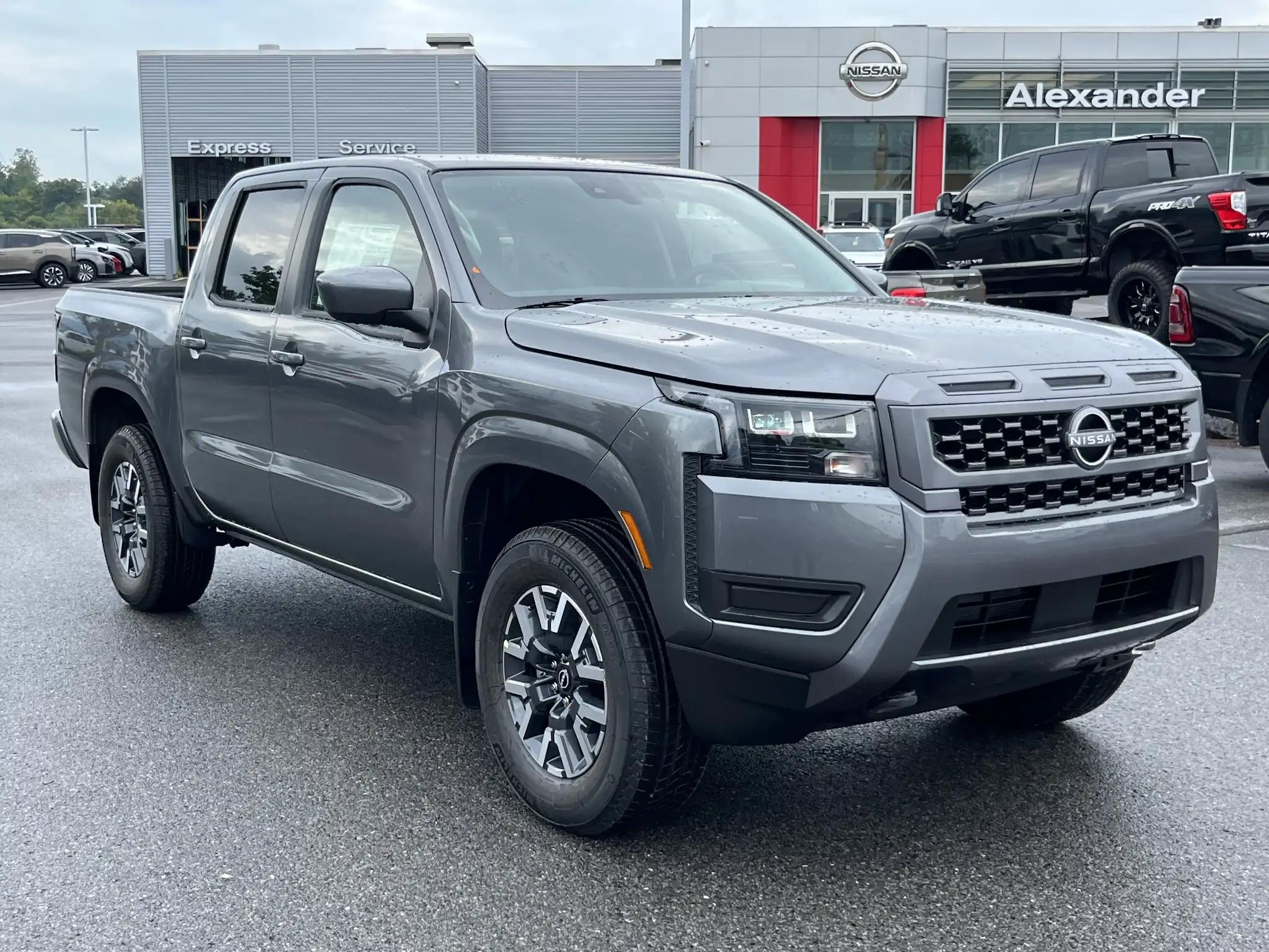 2026 Nissan Frontier SV Crew Cab 4WD SWB's photo