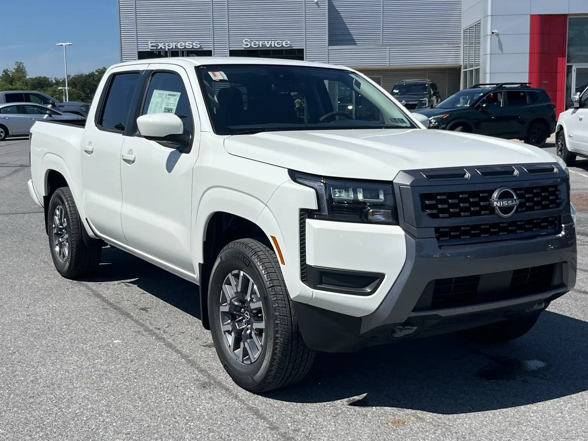 2026 Nissan Frontier SV Crew Cab 4WD SWB's photo