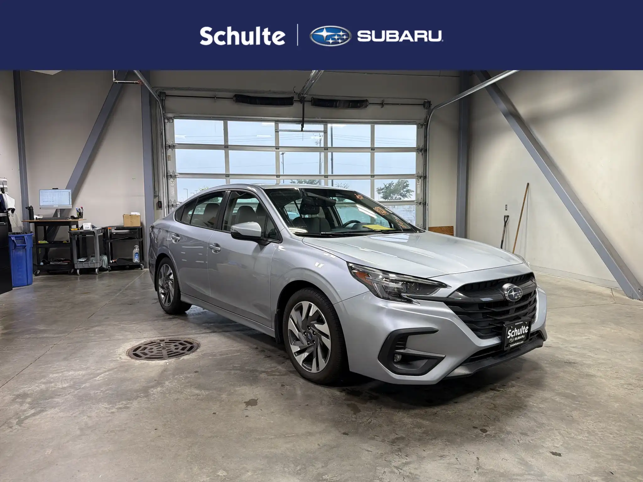 2024 Subaru Legacy Limited's photo