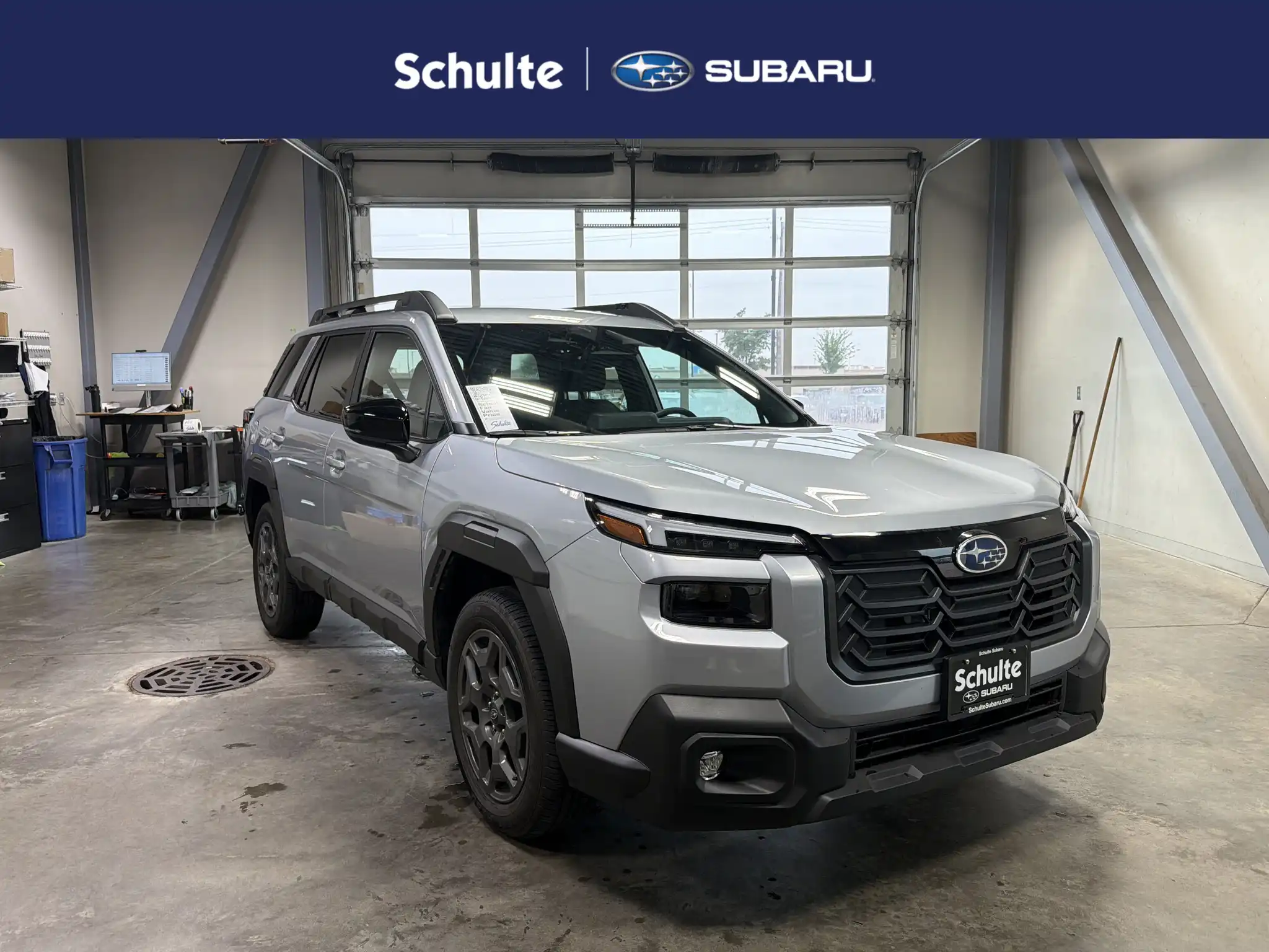 2026 Subaru Outback Premium's photo