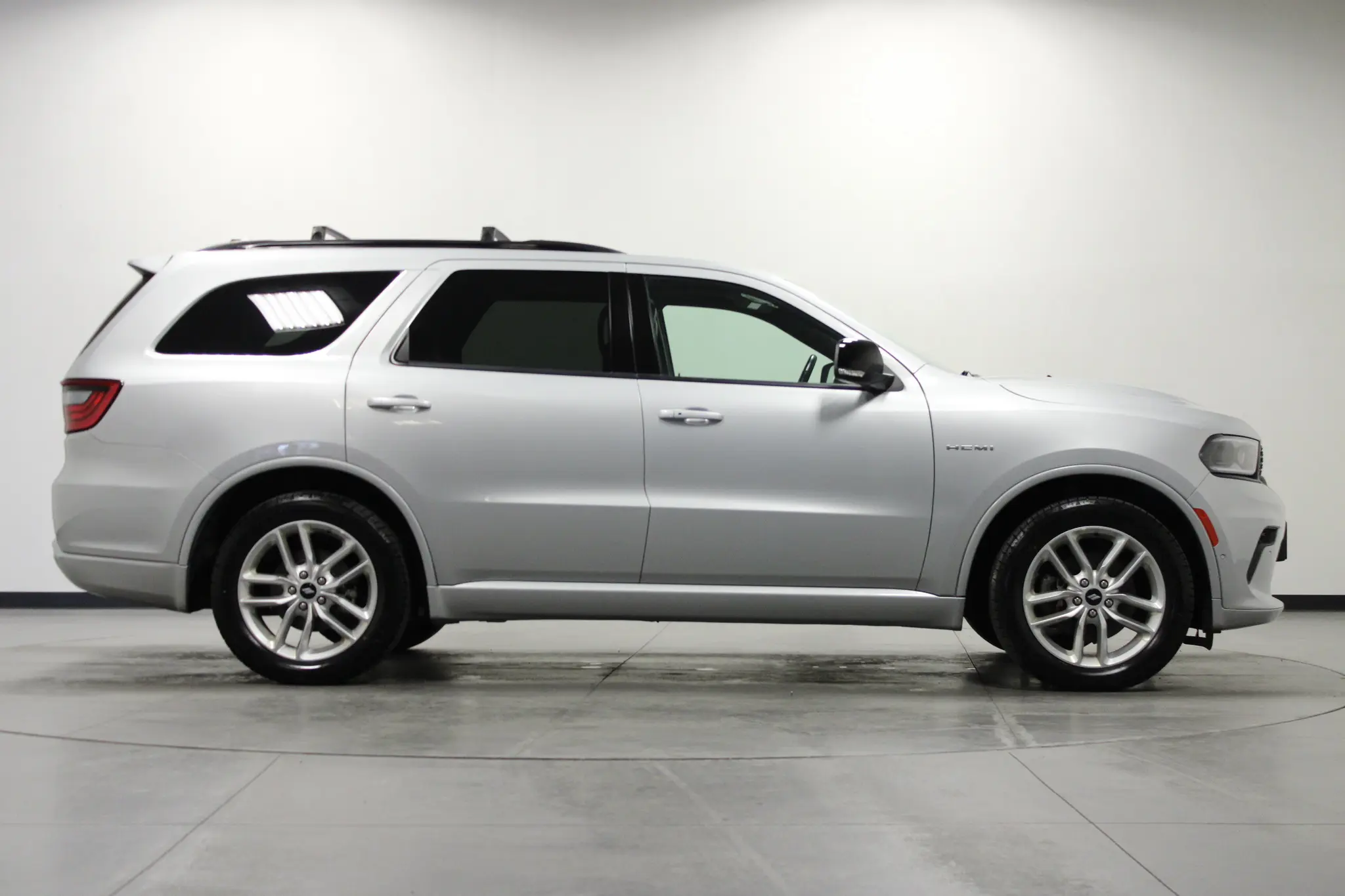 2025 Dodge Durango R/T AWD photo 3