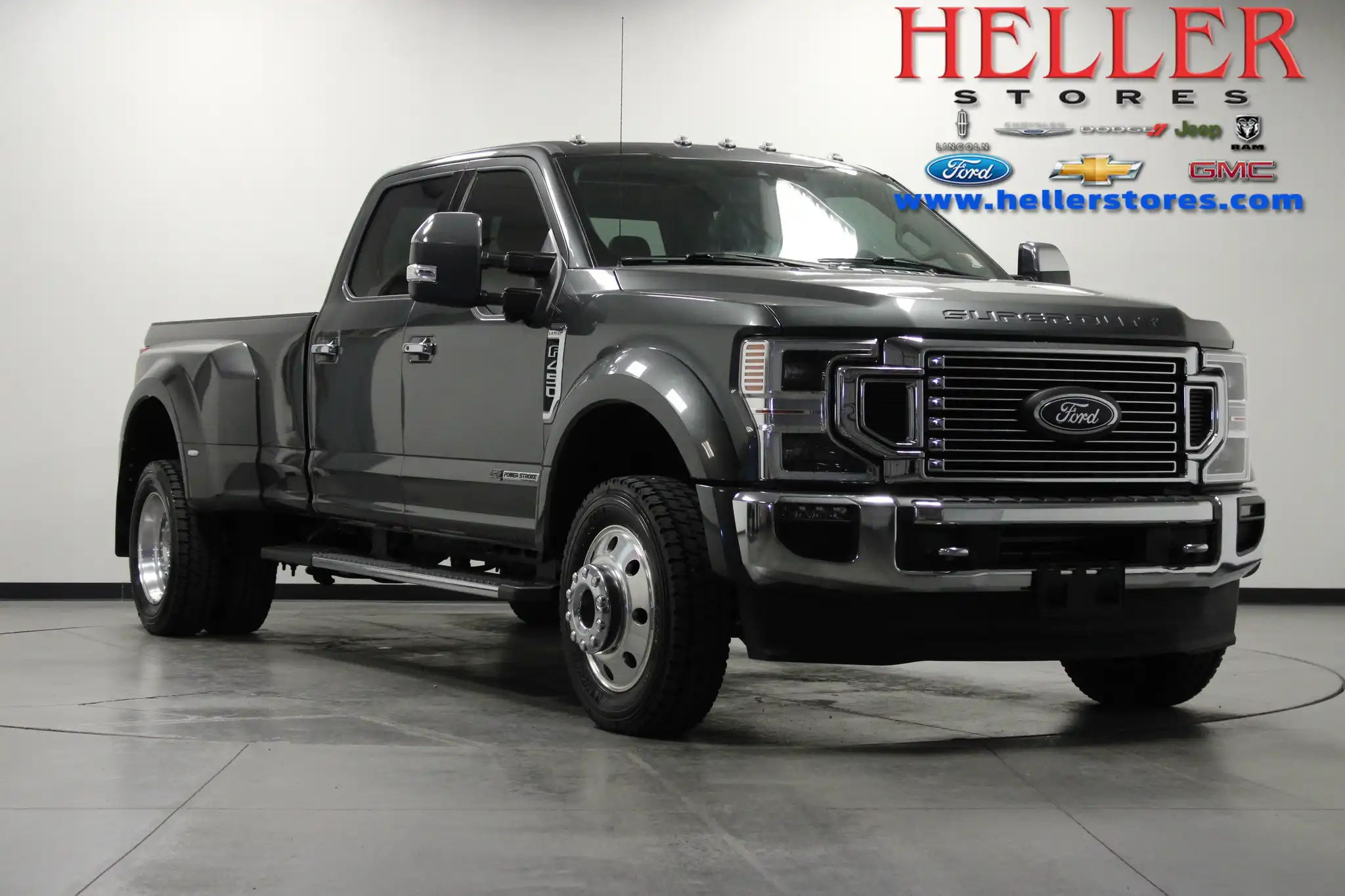 2020 Ford F-450 Lariat 4WD Crew Cab DRW 8' Box's photo