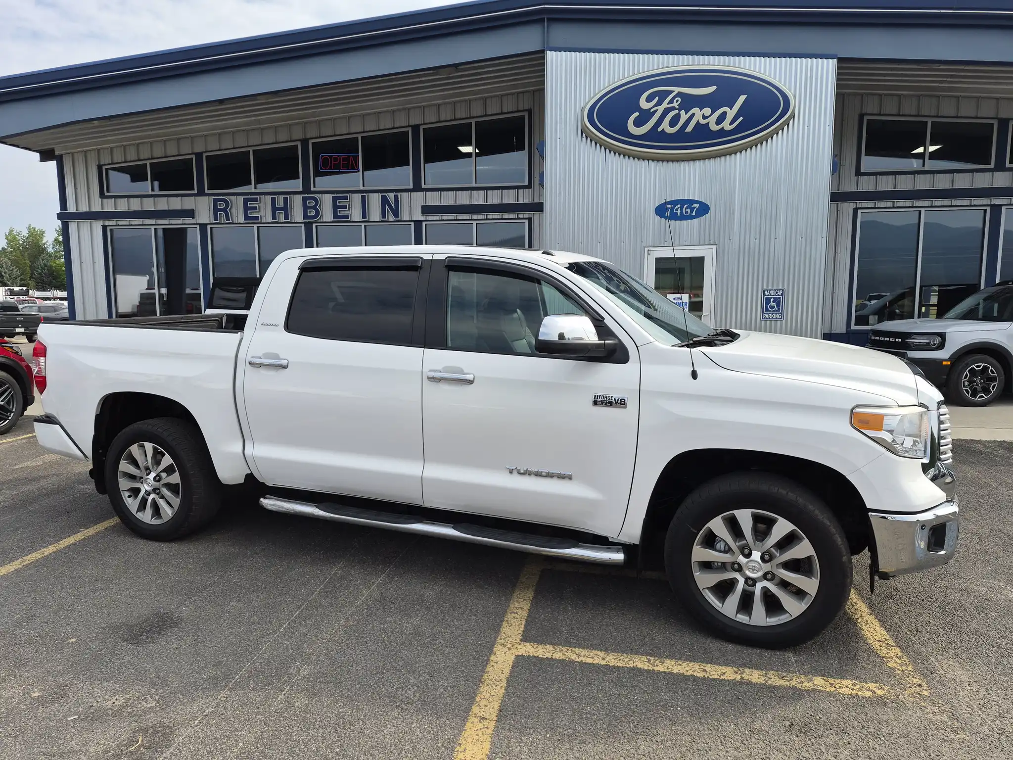 2017 Toyota Tundra Limited 5.7L 4WD Crew Max Short Bed's photo