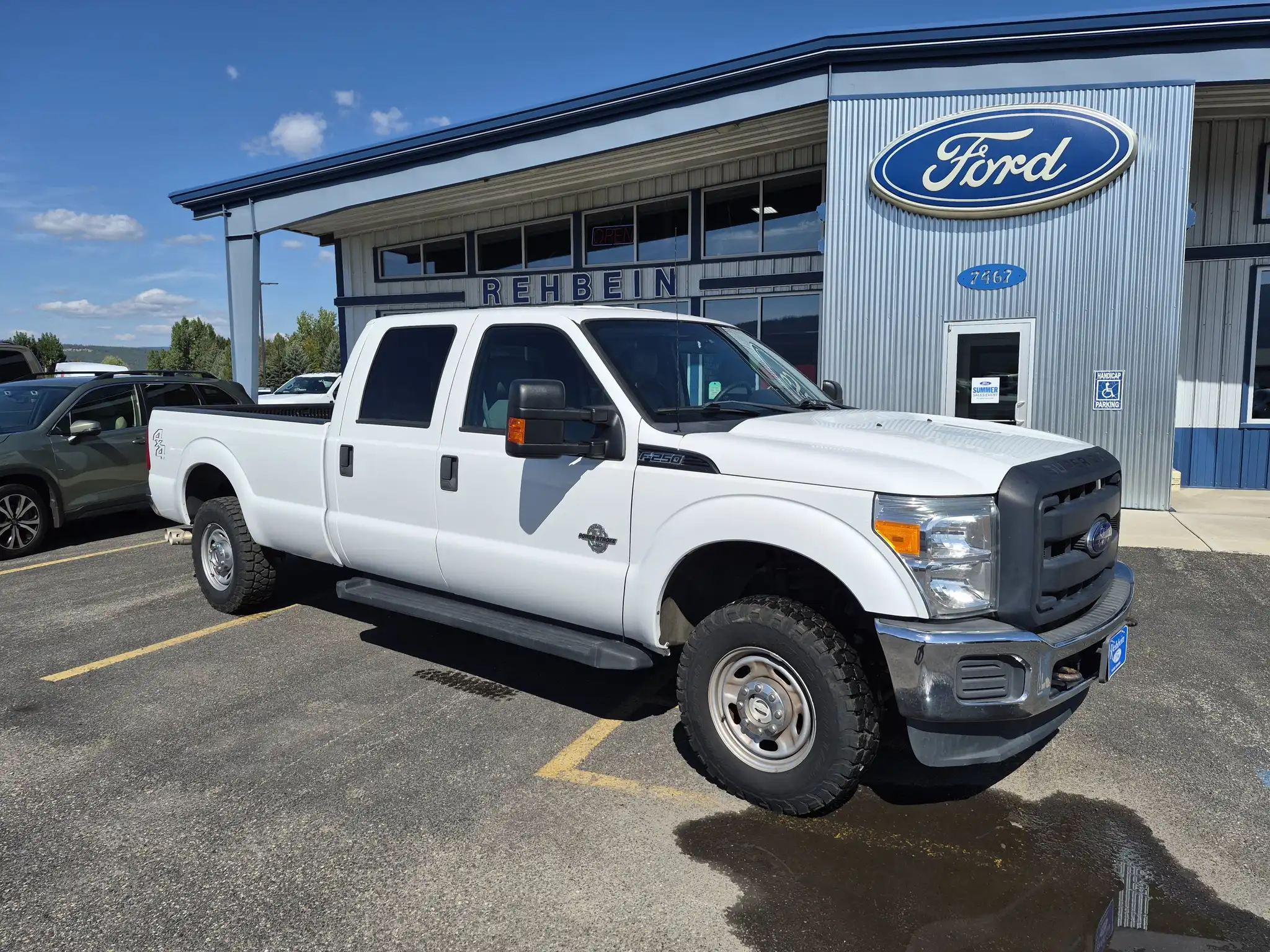 2016 Ford F-250 XL 4WD Crew Cab 8' Box's photo