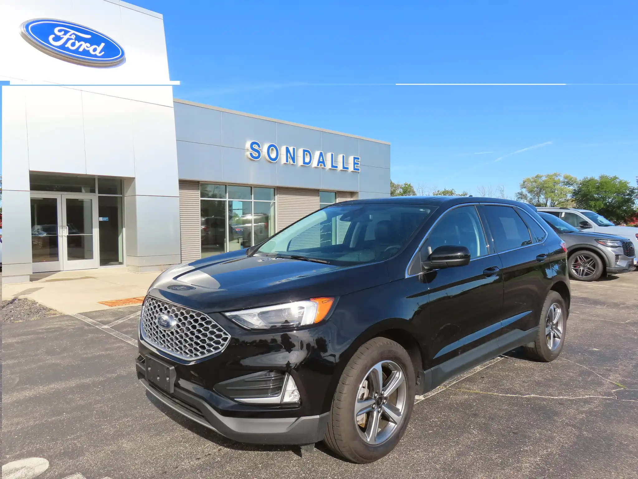 2024 Ford Edge SEL AWD's photo