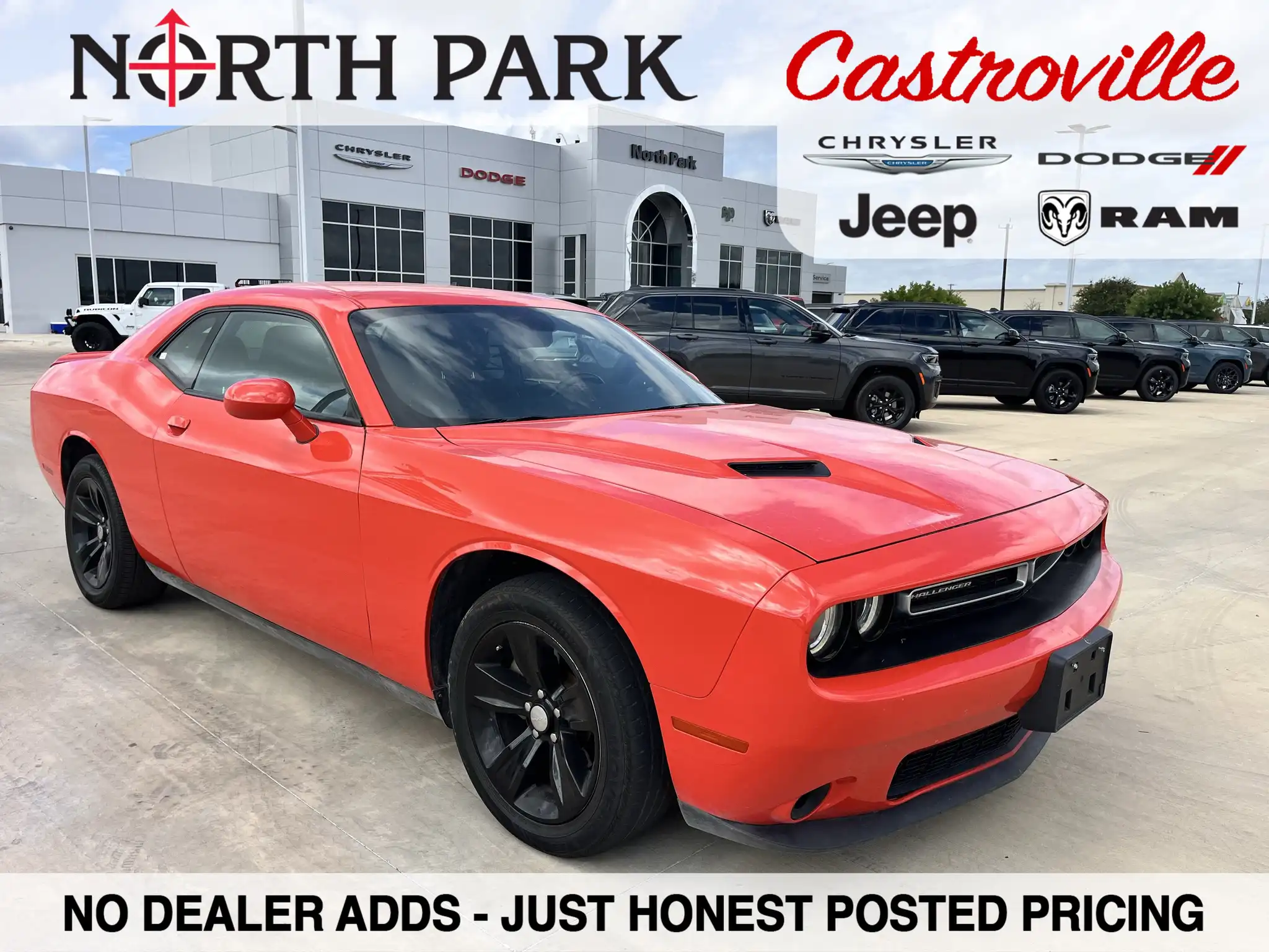 2022 Dodge Challenger SXT Auto's photo