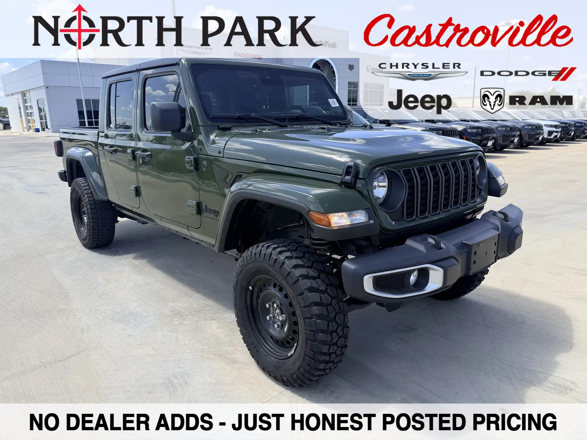 2024 Jeep Gladiator Sport S's photo