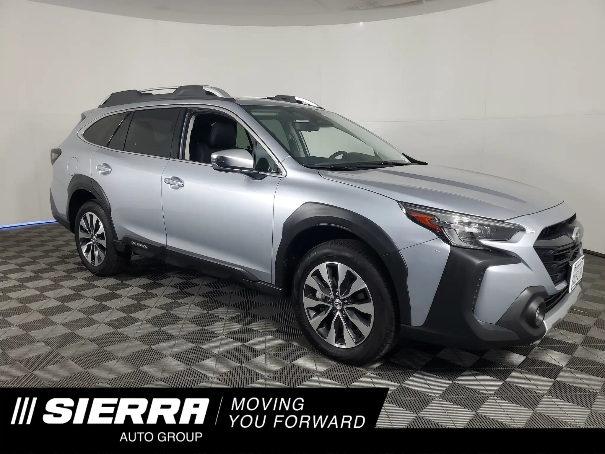 2025 Subaru Outback Touring XT's photo