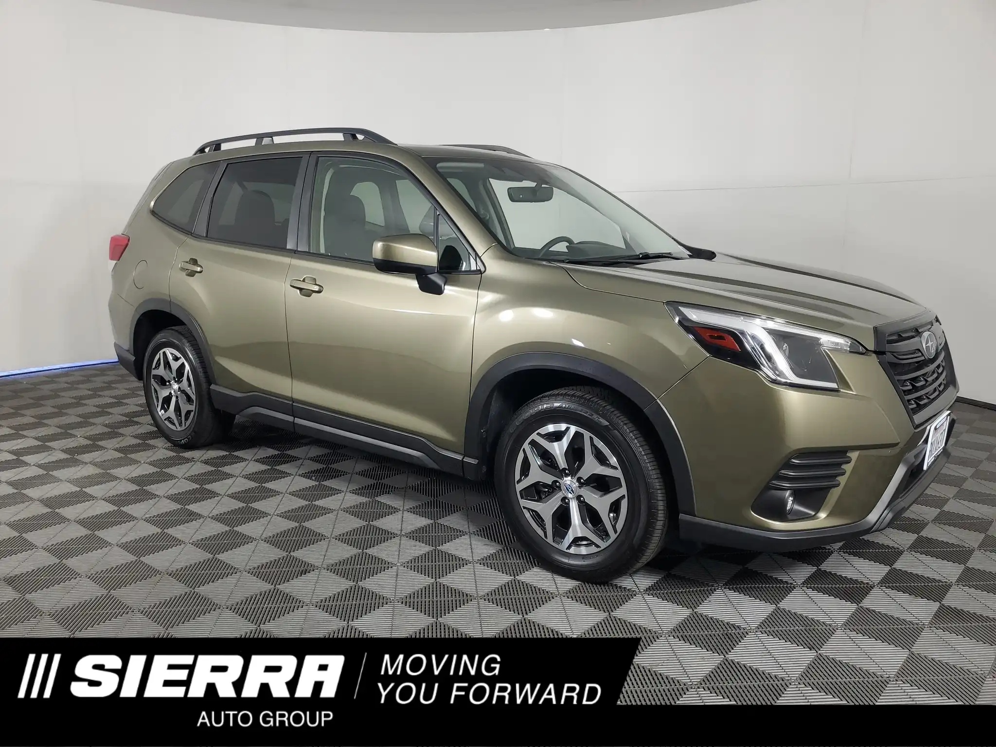 2024 Subaru Forester Premium's photo