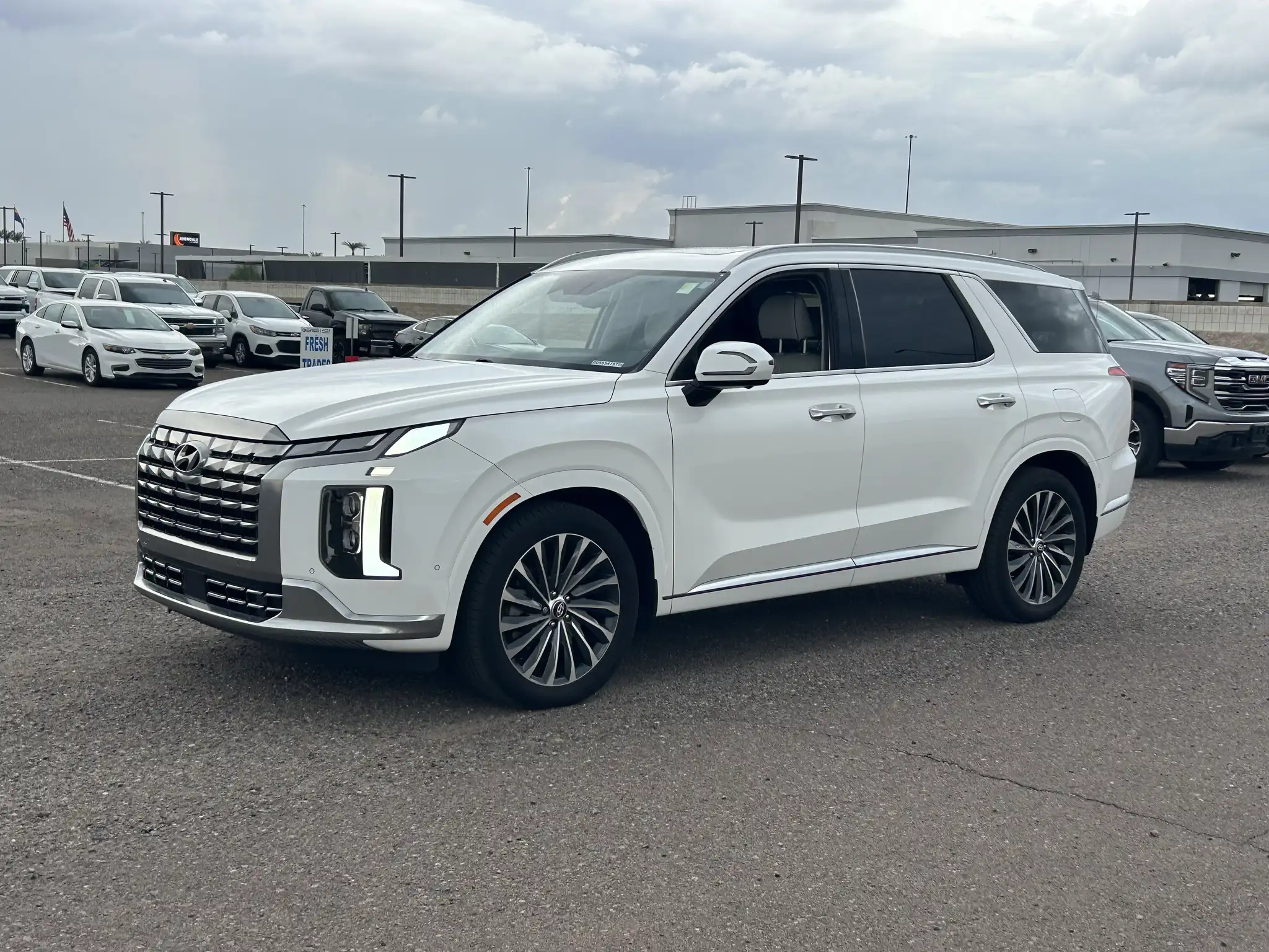 2023 Hyundai Palisade Calligraphy FWD's photo