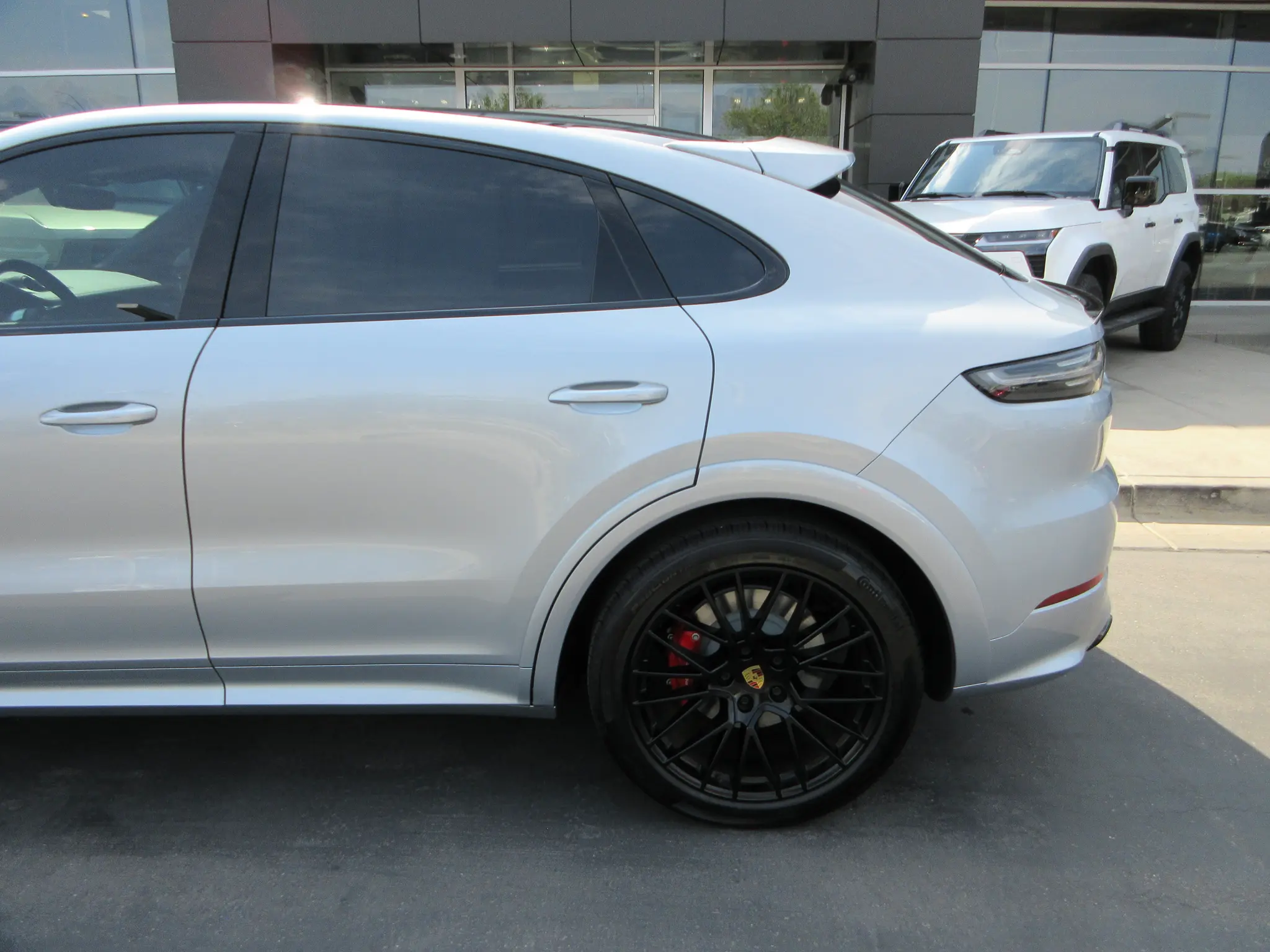 2021 Porsche Cayenne GTS photo 5