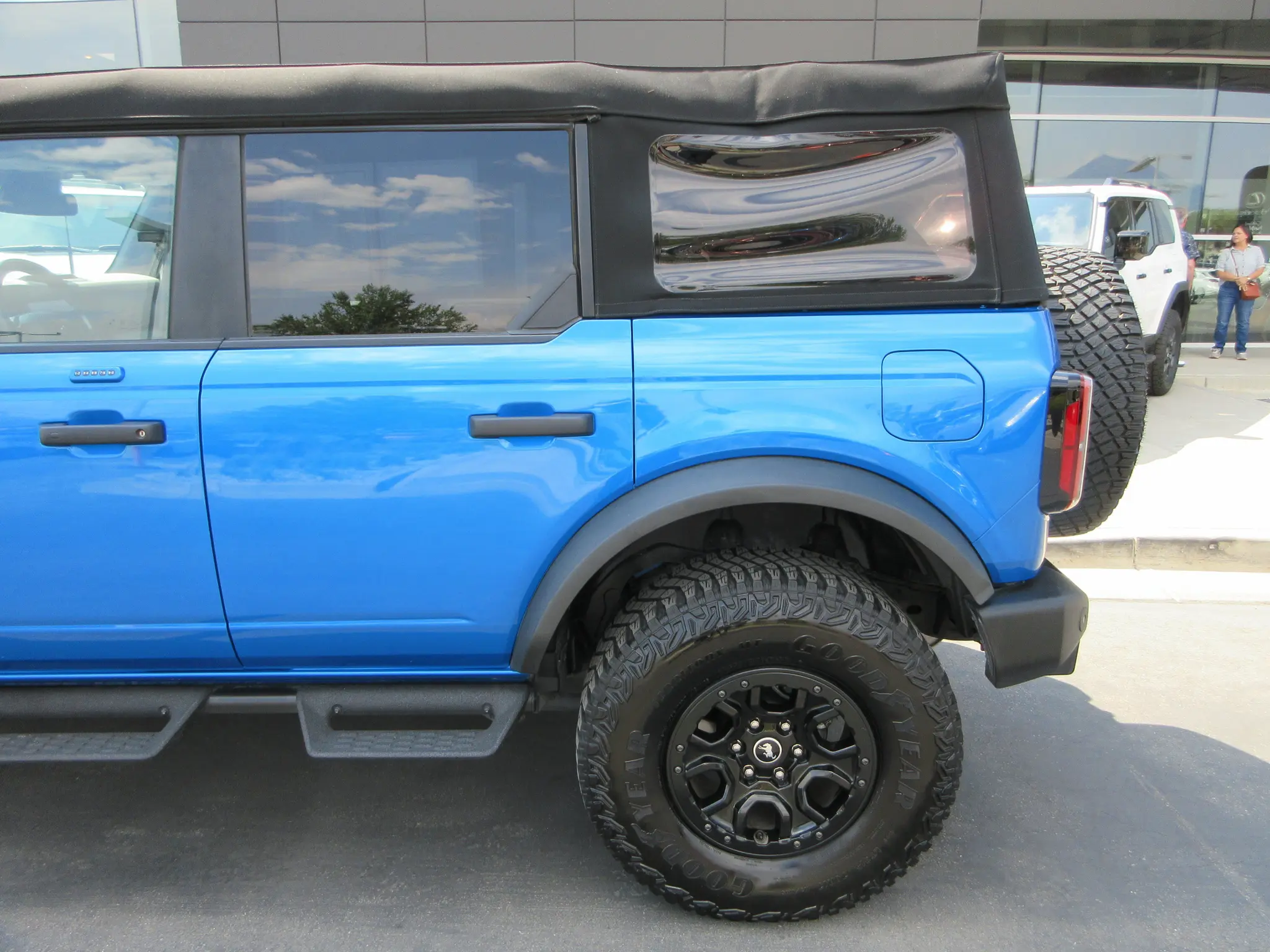 2023 Ford Bronco Wildtrak 4WD photo 5