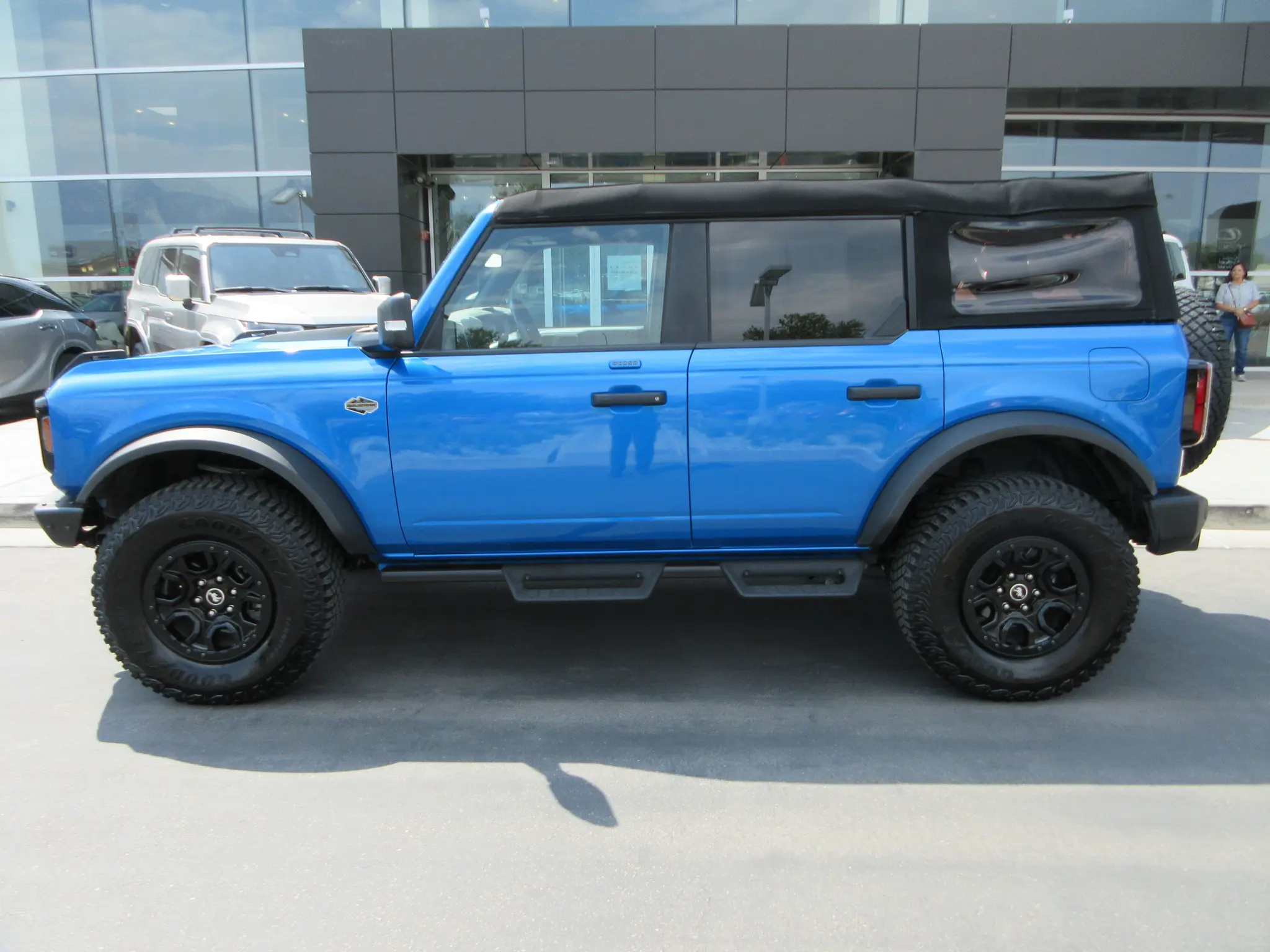 2023 Ford Bronco Wildtrak 4WD photo 4