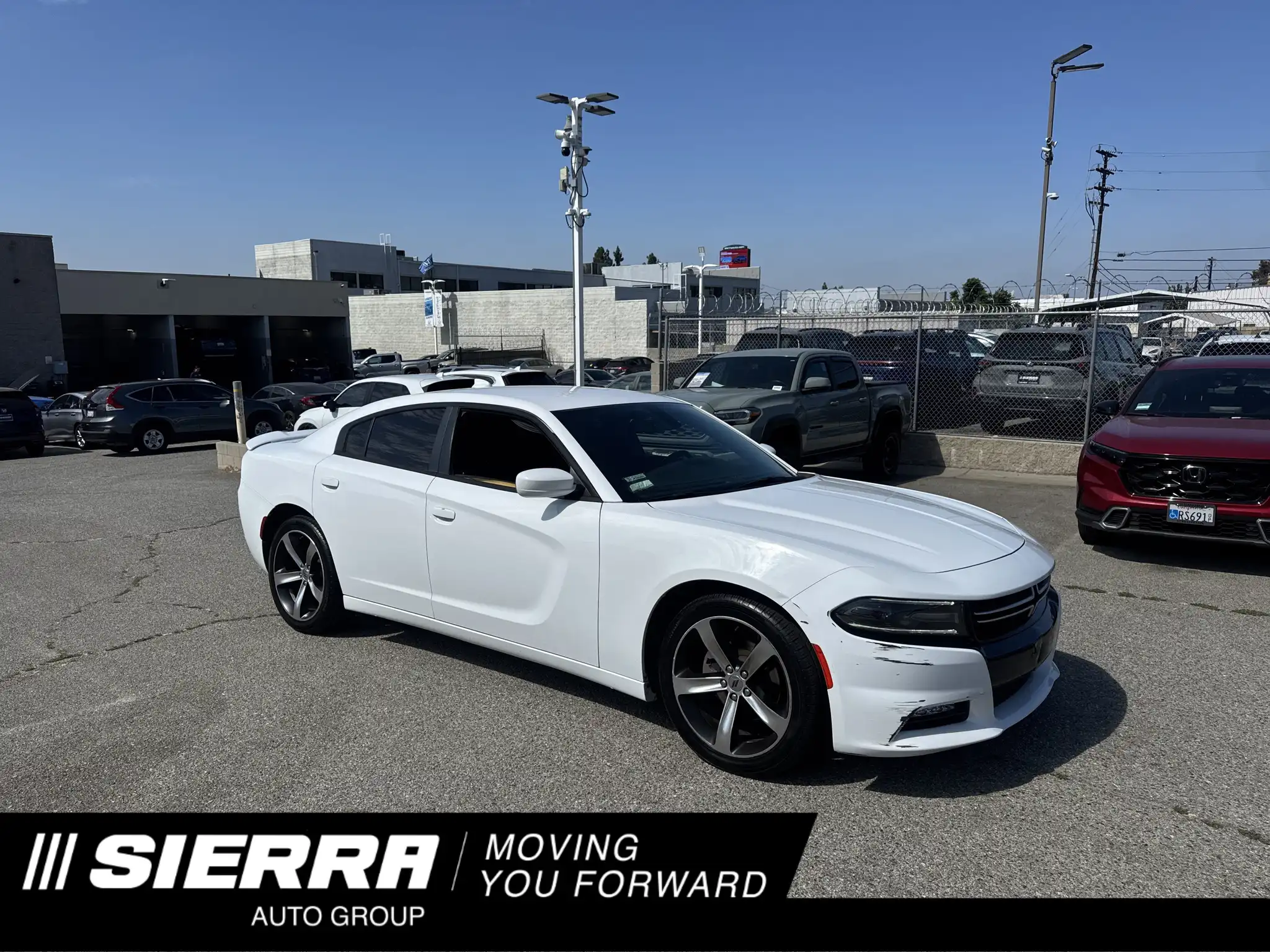2017 Dodge Charger SXT's photo