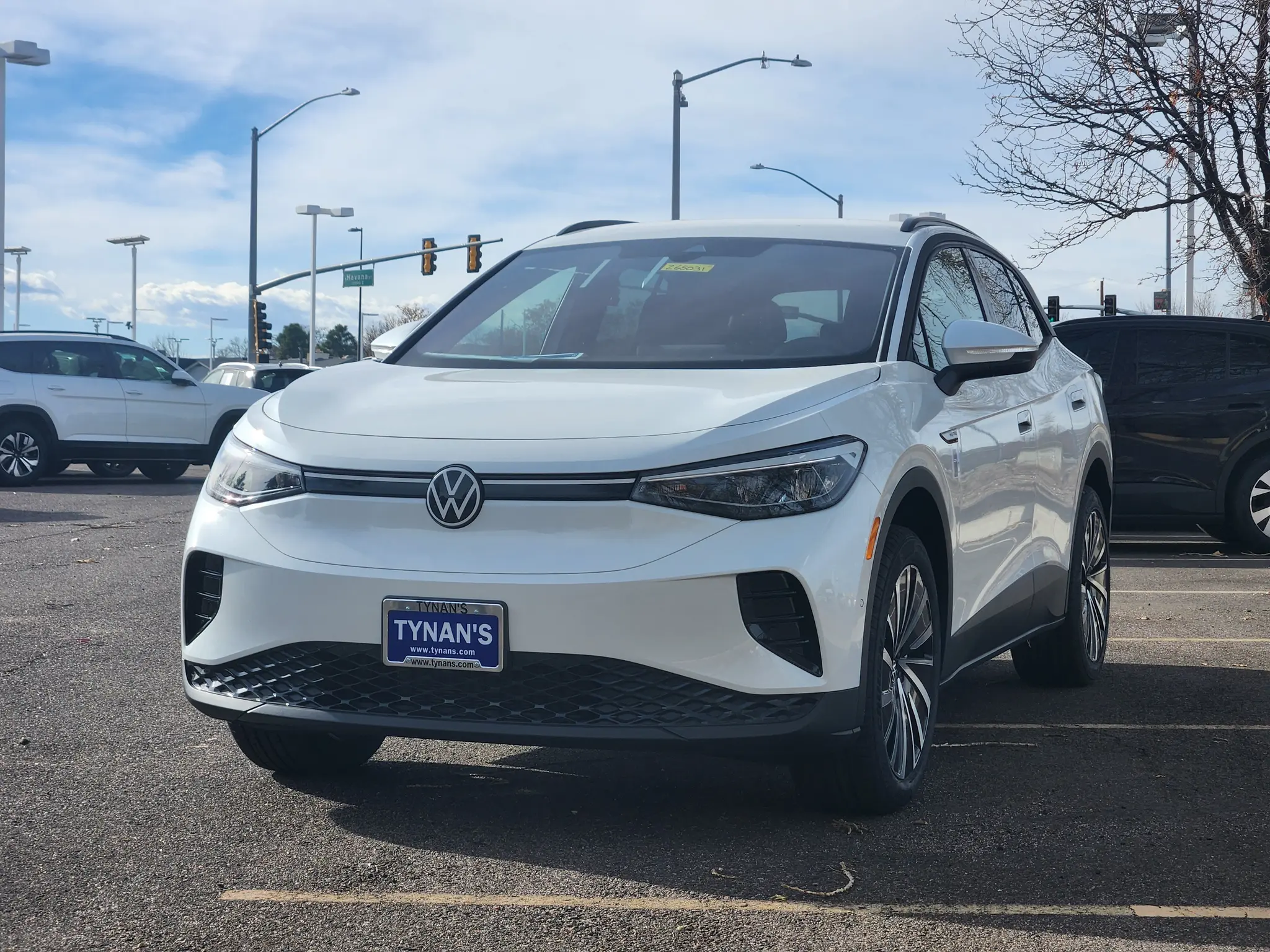 2026 Volkswagen ID.4 Pro 4Motion photo 4