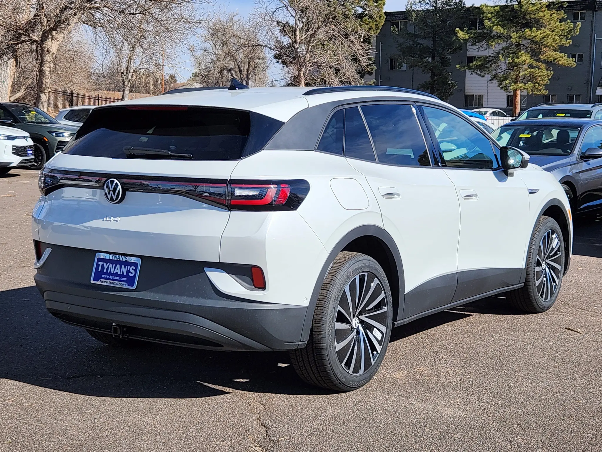 2026 Volkswagen ID.4 Pro 4Motion photo 3