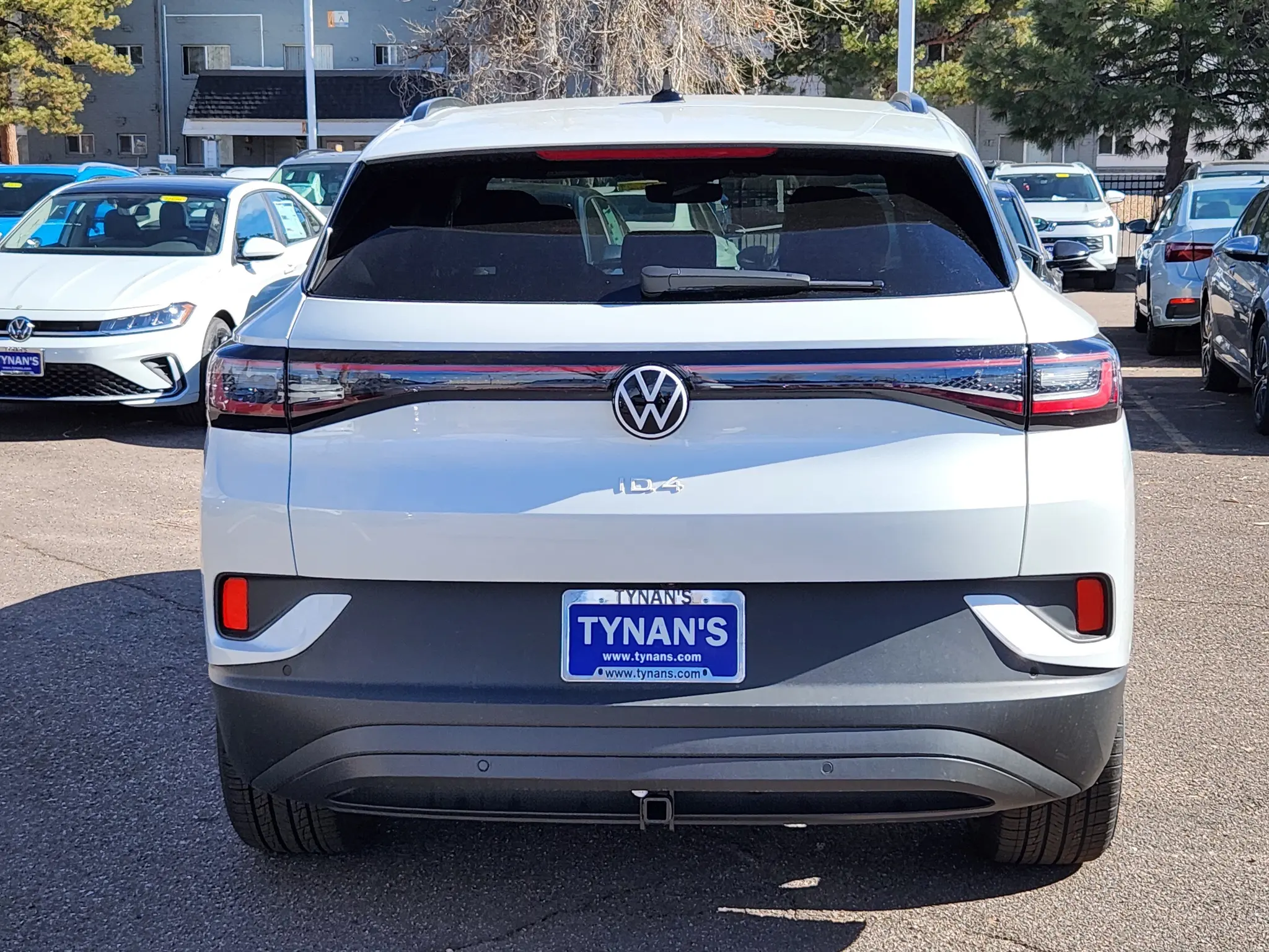 2026 Volkswagen ID.4 Pro 4Motion photo 4