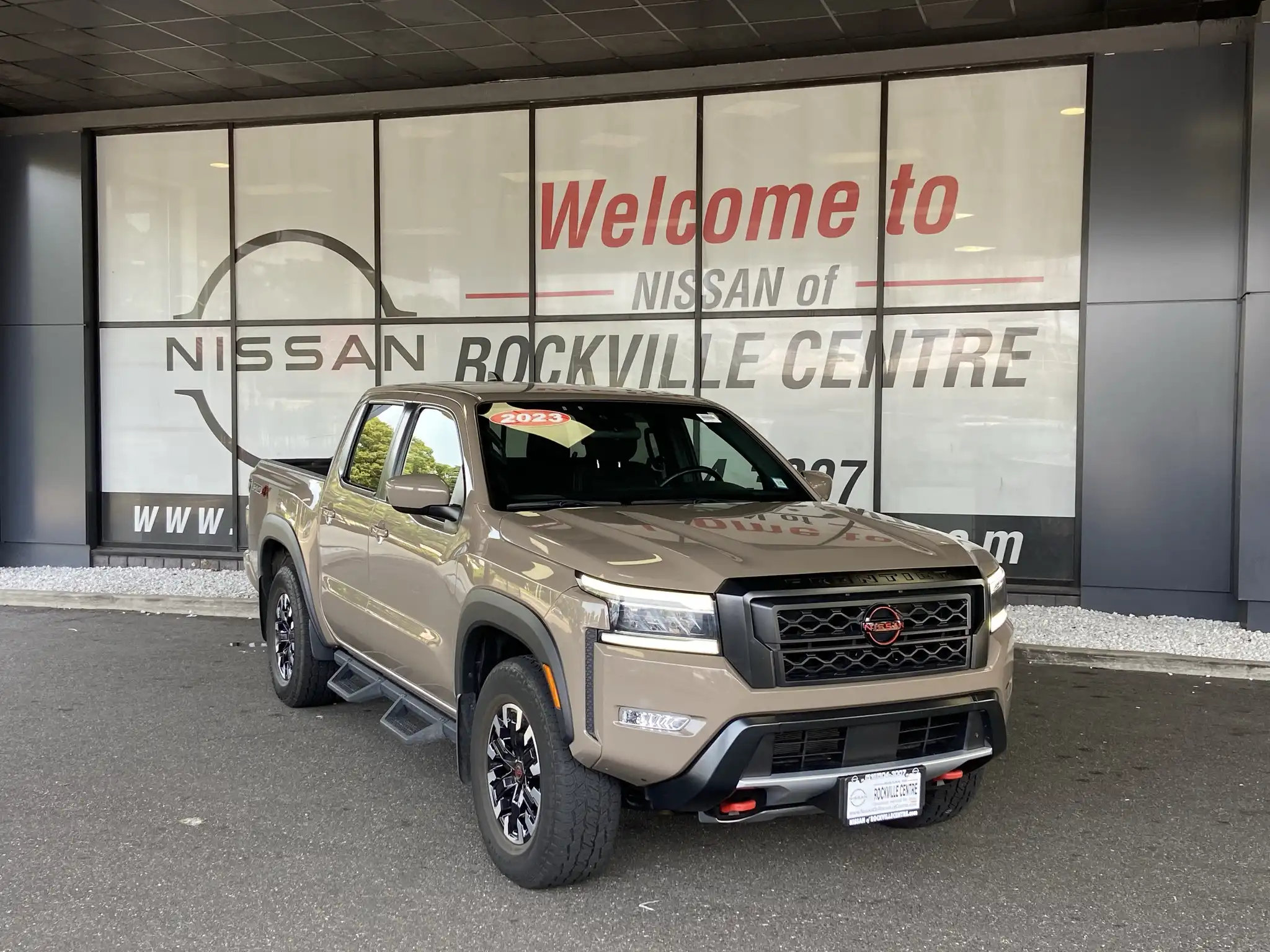 2023 Nissan Frontier PRO-4X Crew Cab 4X4's photo
