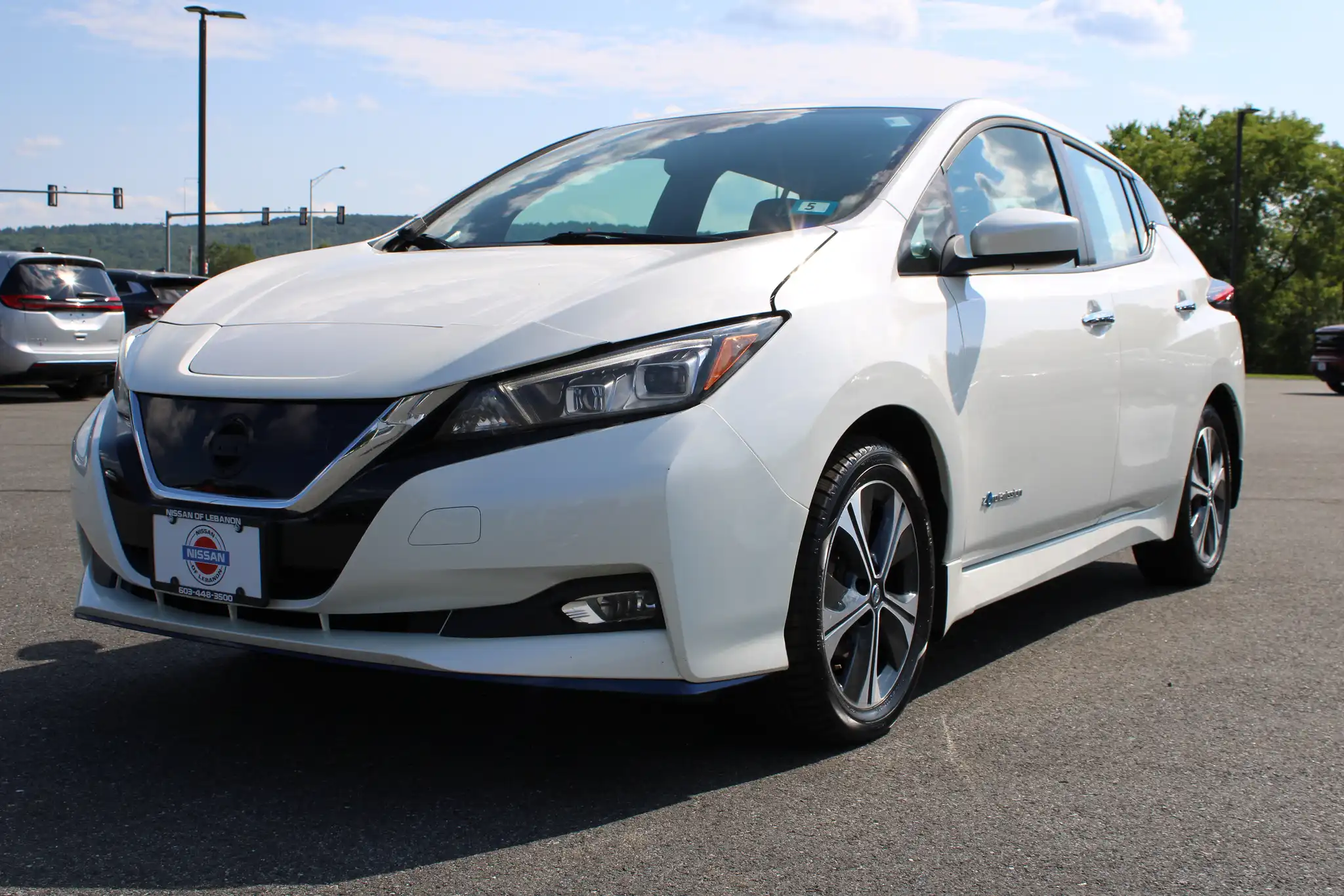 2019 Nissan Leaf SV Plus's photo