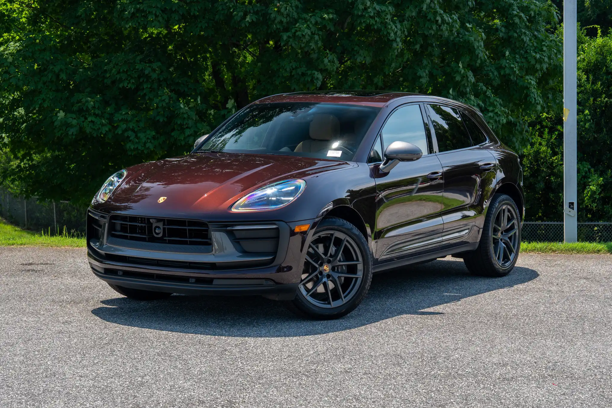 2026 Porsche Macan T's photo