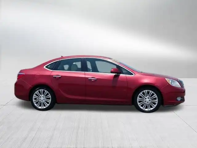 2013 Buick Verano 1SD's photo