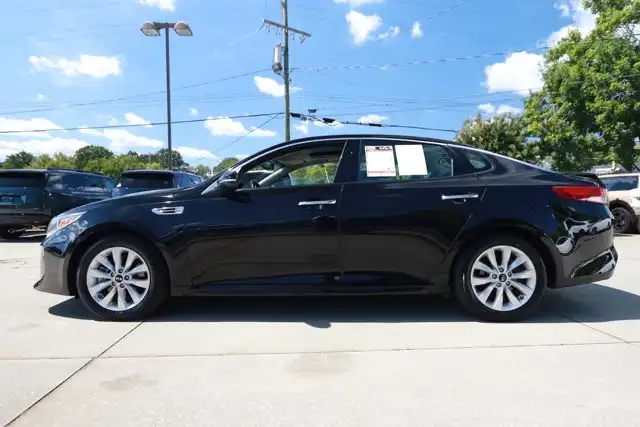 2018 Kia Optima EX Auto's photo