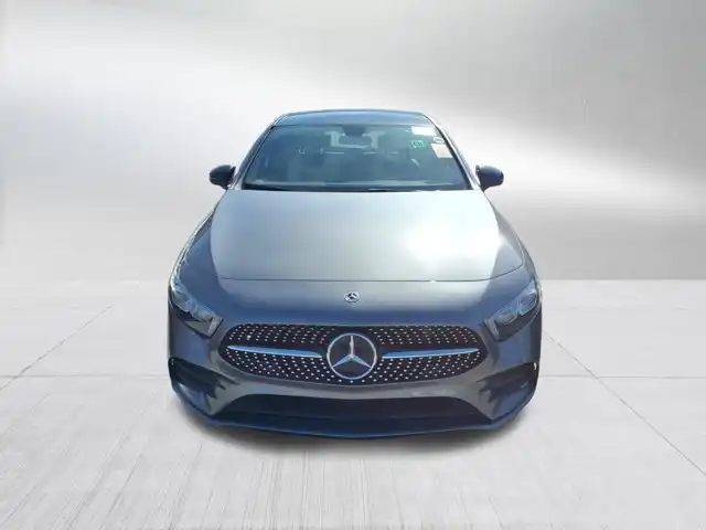 2021 Mercedes-Benz A-Class A220's photo