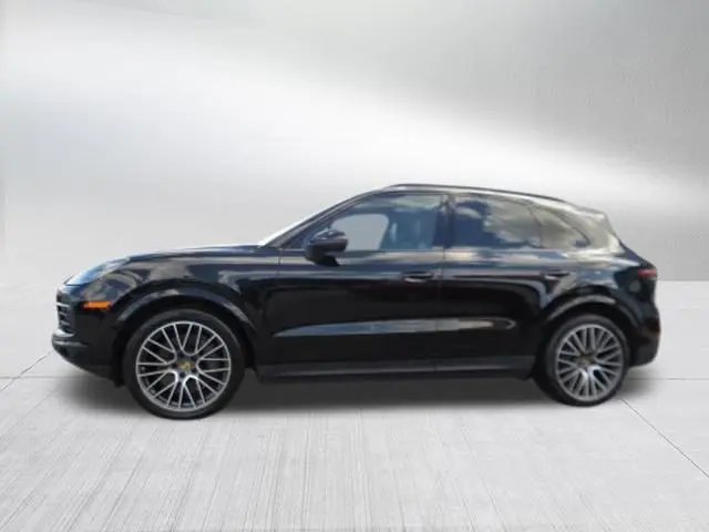 2020 Porsche Cayenne S photo 5