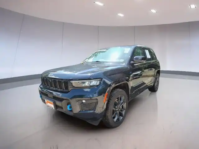 2023 Jeep Grand Cherokee 30th Anniversary 4xe 4x4's photo