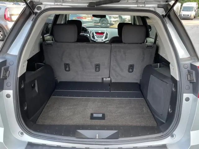2011 GMC Terrain FWD SLE-2 photo 4