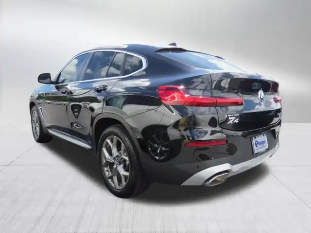 2024 BMW X4 xDrive30i's photo
