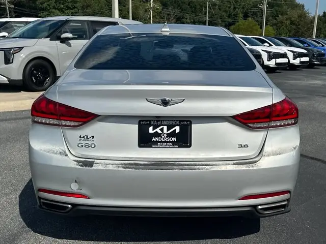 2017 Genesis G80 3.8 RWD photo 3