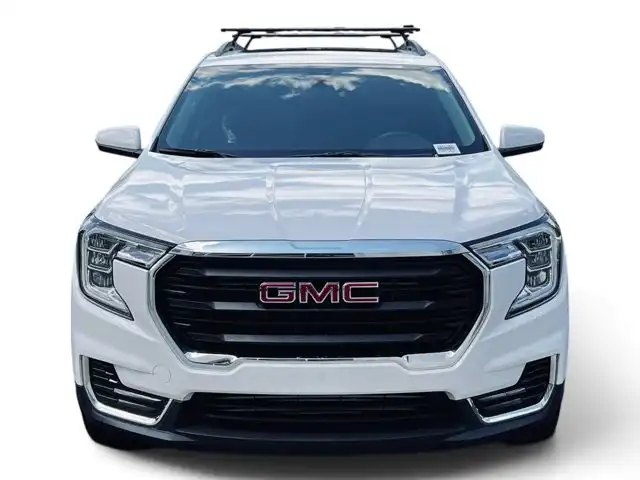 2024 GMC Terrain SLE FWD's photo