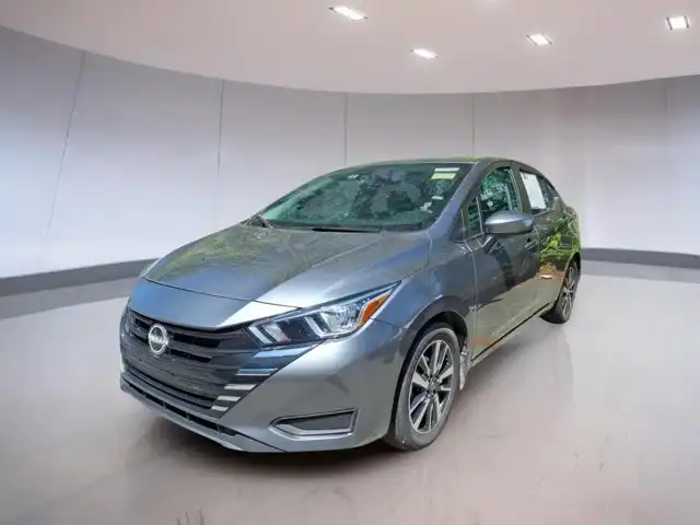 2024 Nissan Versa 1.6 SV CVT's photo