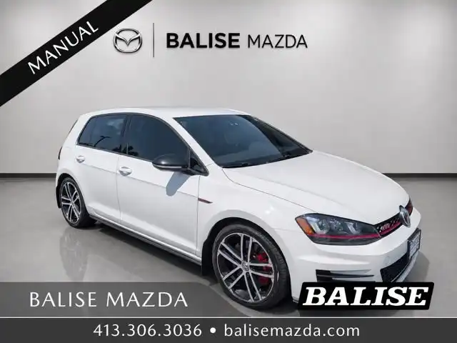 2017 Volkswagen Golf GTI 2.0T Sport 4-door's photo