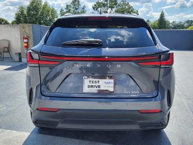 2024 Lexus NX 350 undefined photo 4