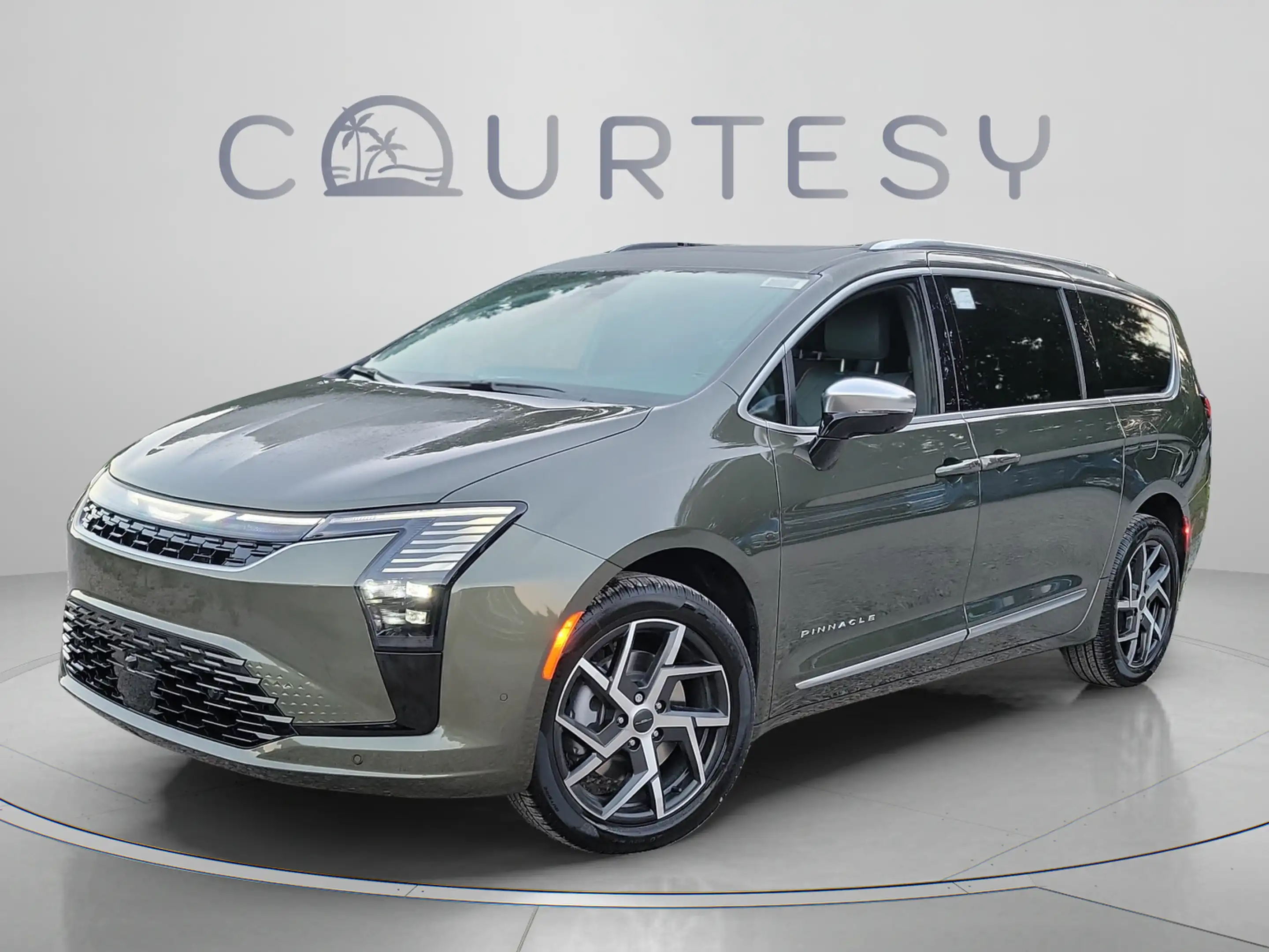 2027 Chrysler Pacifica Pinnacle AWD's photo