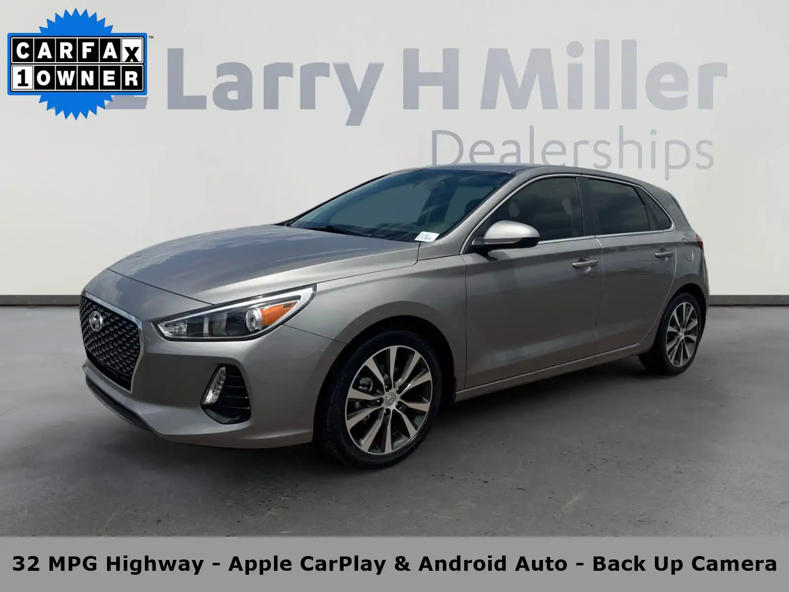 2020 Hyundai Elantra GT GT Auto's photo