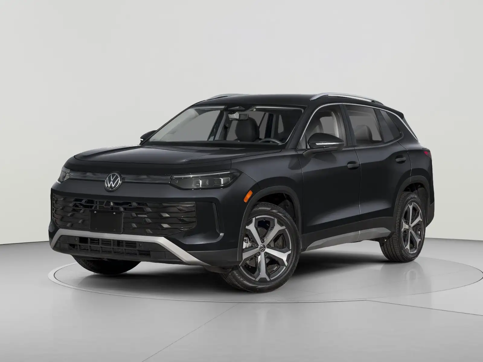 2026 Volkswagen Tiguan 2.0T SE's photo