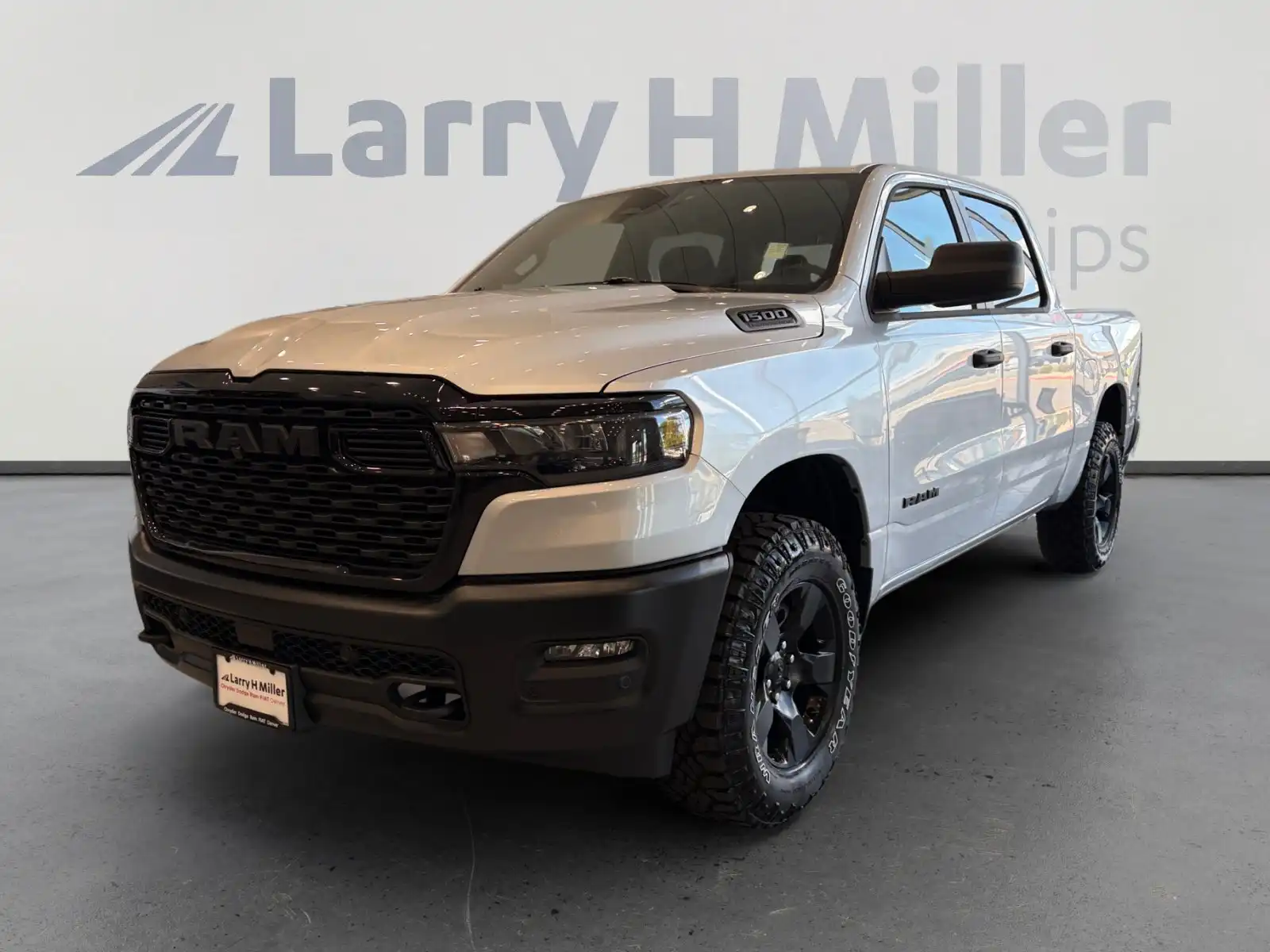 2026 RAM 1500 Warlock 4x4 Crew Cab 5'7's photo
