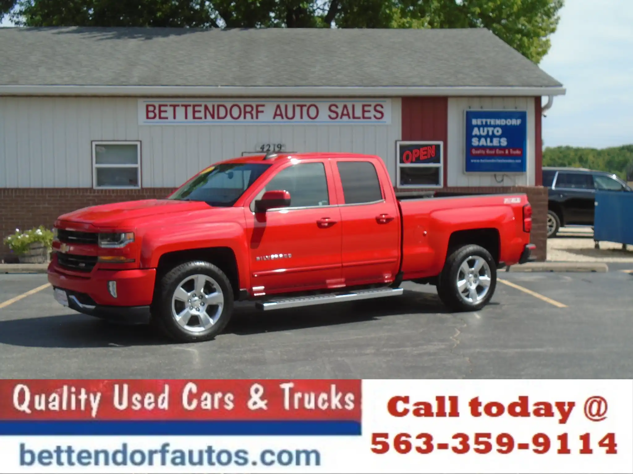 2017 Chevrolet Silverado 1500 Z71 4WD Double Cab Standard Box LT's photo