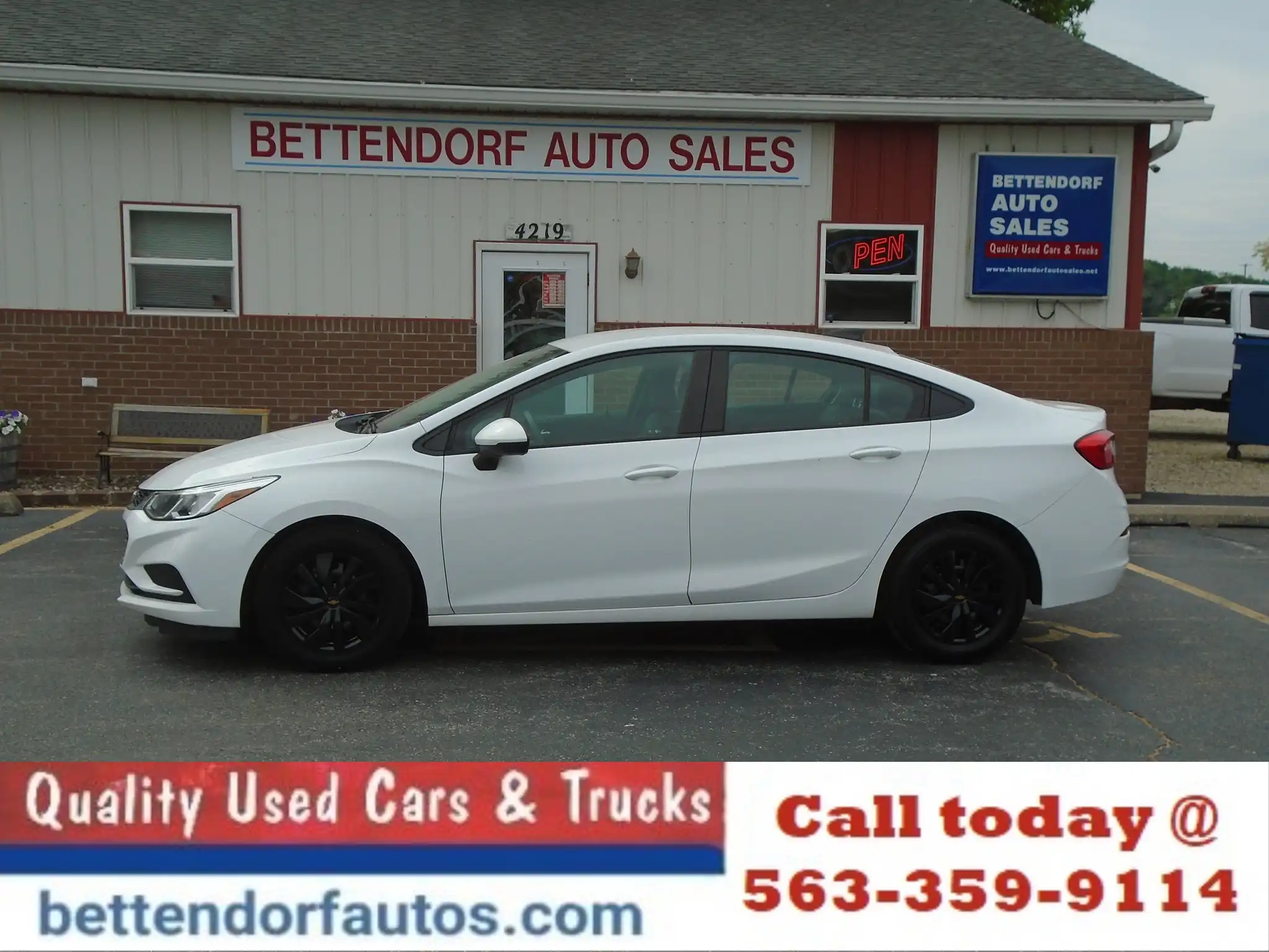 2018 Chevrolet Cruze LS Auto's photo