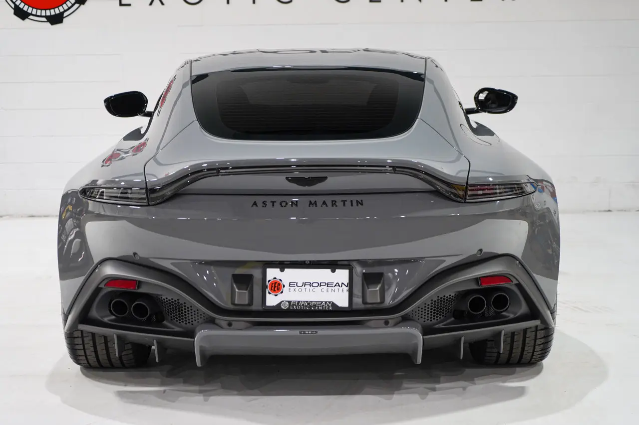 2022 Aston Martin Vantage F1 photo 3