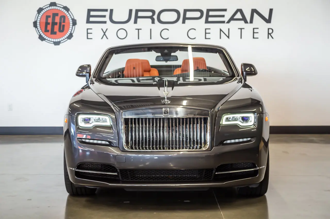 2018 Rolls-Royce Dawn Base photo 4