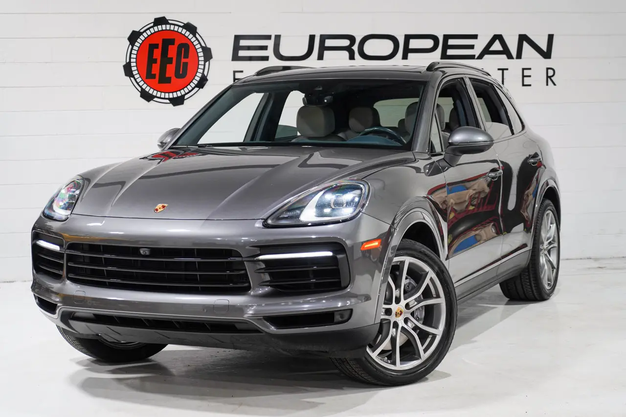 2021 Porsche Cayenne Base photo 4