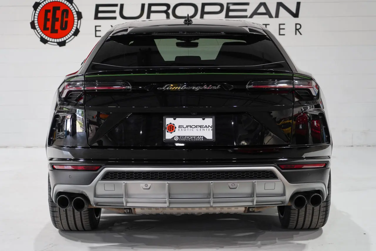 2022 Lamborghini Urus 4.0 V8 photo 3