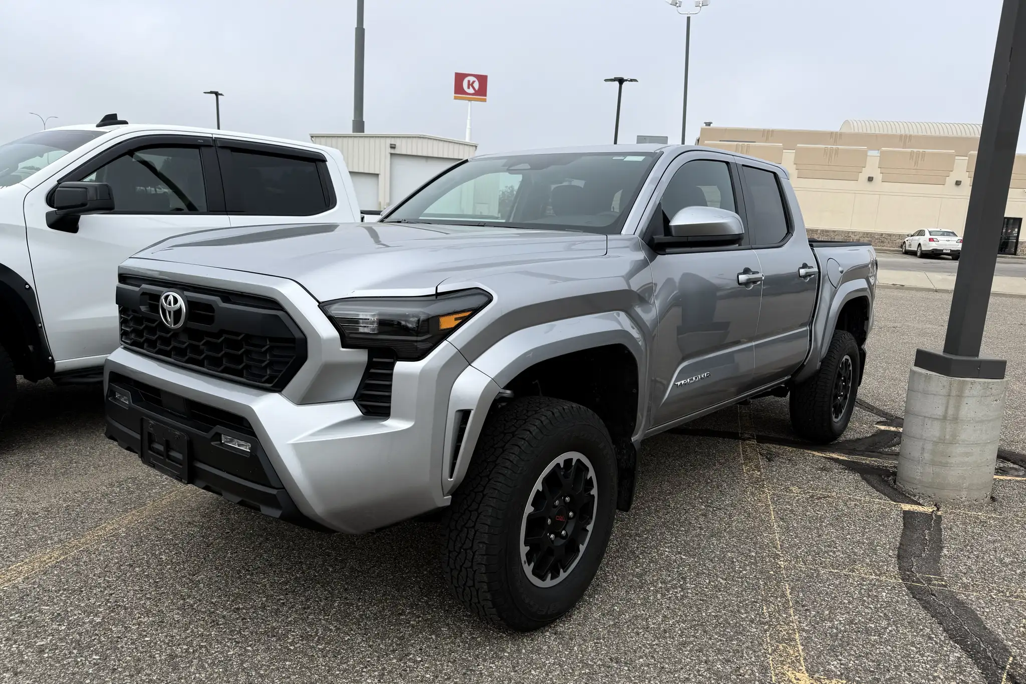 2025 Toyota Tacoma SR5 4WD Double Cab Long Bed's photo