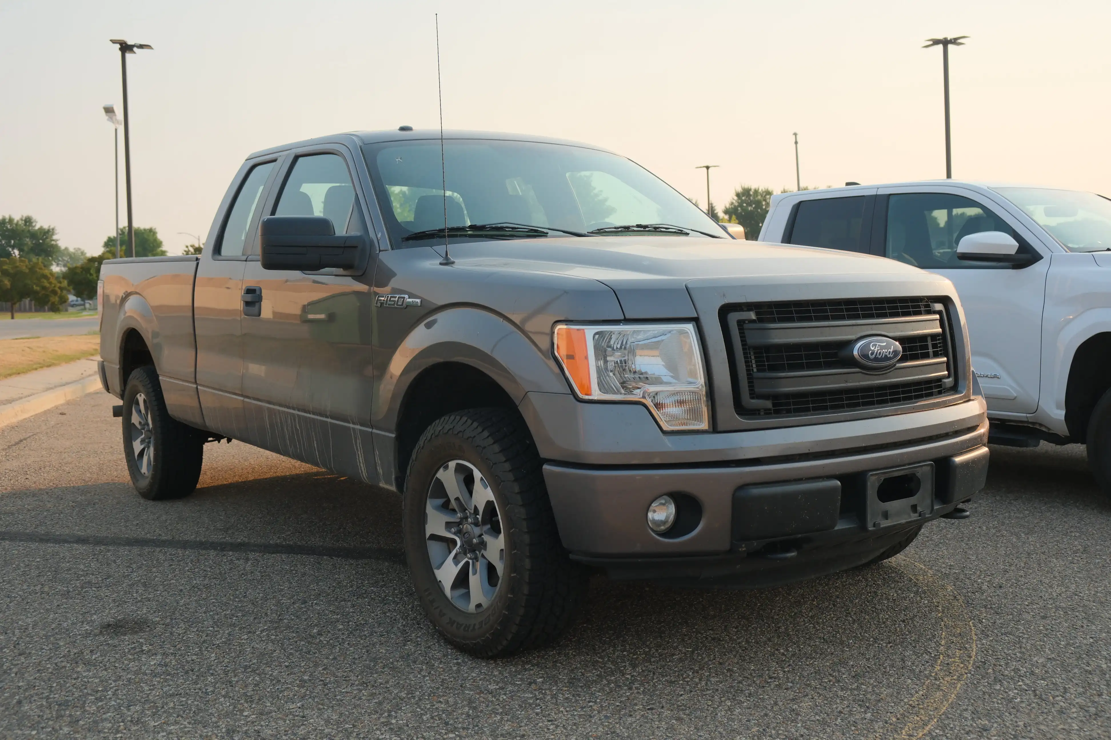 2013 Ford F-150 STX 4x4 SuperCab 145-in's photo